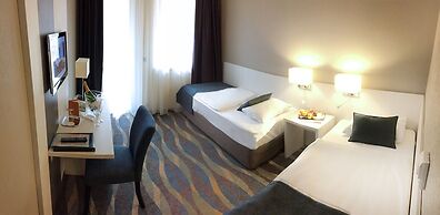 Hotel Azúr