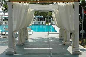 Domizia Palace Hotel