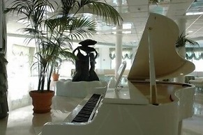 Domizia Palace Hotel