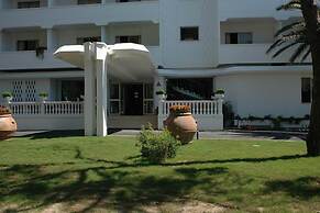 Domizia Palace Hotel