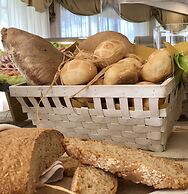 Domizia Palace Hotel