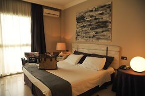 Domizia Palace Hotel