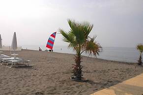 Domizia Palace Hotel