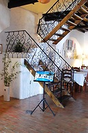 Rio Arade Manor House