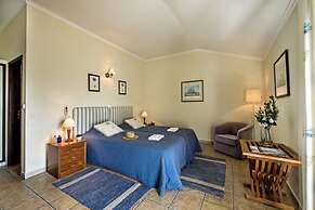 Rio Arade Manor House