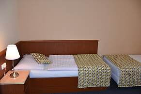 Aparthotel Austria Suites