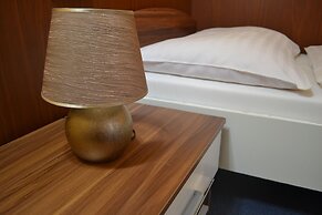 Aparthotel Austria Suites