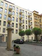 Aparthotel Austria Suites