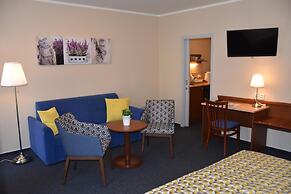 Aparthotel Austria Suites