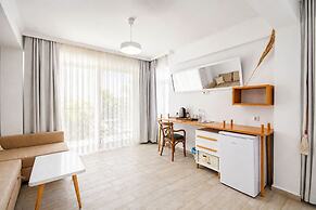 Hideaway Hotel