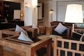 Hotel Trias