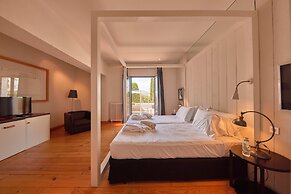 Hotel Trias