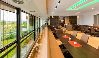 Thermenhotel All In Red