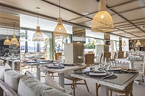 Hoposa Pollentia - Adults Only