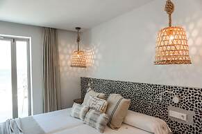 Hoposa Pollentia - Adults Only