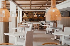 Hoposa Pollentia - Adults Only