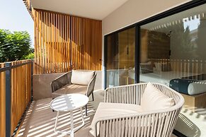 Las Gaviotas Suites Hotel