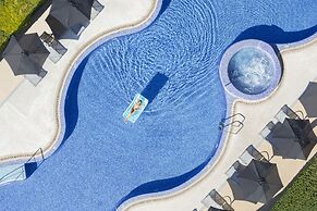 Las Gaviotas Suites Hotel