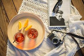 Las Gaviotas Suites Hotel