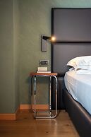 Point Hotel