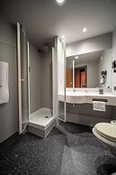 Point Hotel