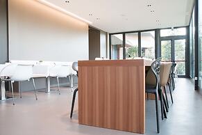 Point Hotel