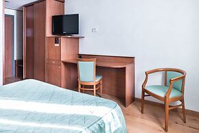 Point Hotel