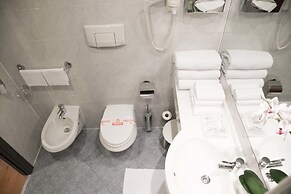 Point Hotel
