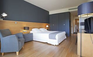 Hotel Món Sant Benet