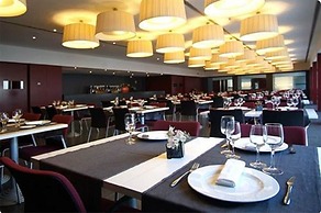 Hotel Món Sant Benet