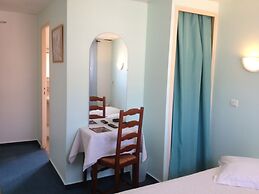 Au Nouvel Hotel