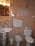 Au Nouvel Hotel
