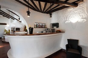 AHR Altura Hotel Porto Rafael