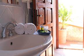 AHR Altura Hotel Porto Rafael