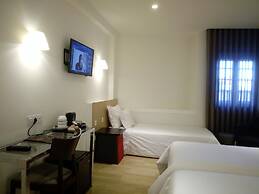 Aveiro Center Hotel