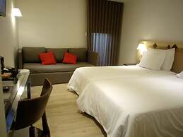 Aveiro Center Hotel