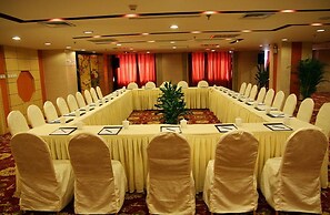 Super House International