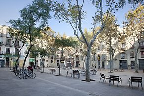 Inside Barcelona Apartments Sants