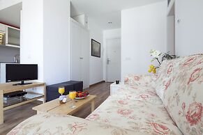 Inside Barcelona Apartments Sants