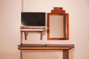 Colonna Galapagos Garden