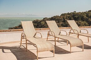 Colonna Galapagos Garden