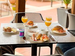 Hotel La Aldea Suites