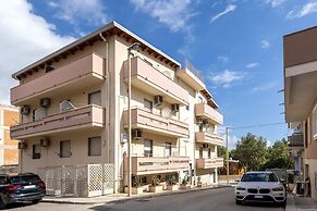 Bed and Breakfast Brezza Marina e Ristorante Shoreline