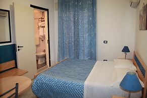 Bed and Breakfast Brezza Marina e Ristorante Shoreline