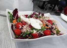 Bed and Breakfast Brezza Marina e Ristorante Shoreline