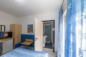 Bed and Breakfast Brezza Marina e Ristorante Shoreline