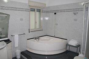 Bed and Breakfast Brezza Marina e Ristorante Shoreline