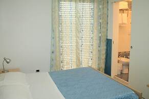 Bed and Breakfast Brezza Marina e Ristorante Shoreline