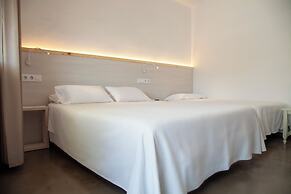 Hostal Rom