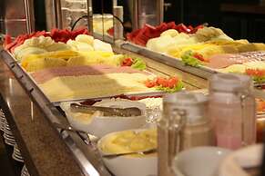 Del Rey Quality Hotel